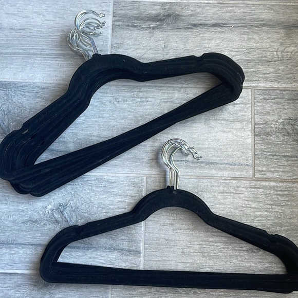 Bridal “Mrs” Slim Black Hangers Perfect for Newlyweds x20 - Picture 4 of 5